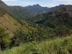 Cascada De Angulo