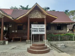 Rumah Mande Rubiah