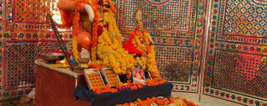 Tekchand Dham (Kadchha)