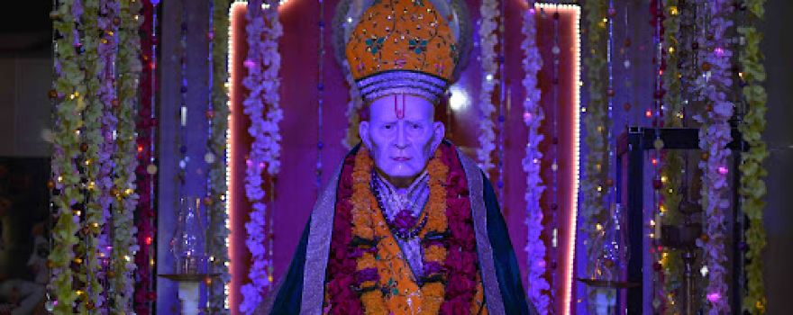 Shri Akkalkot Swami Samarth Mandir, Dhule.