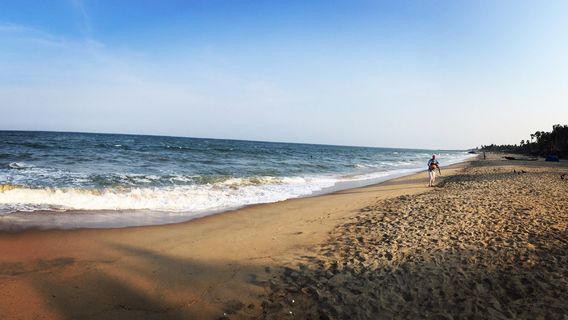 Auro Beach