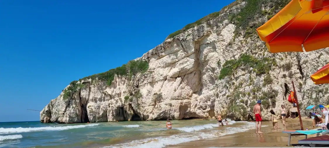Hotels near Zaiana beach