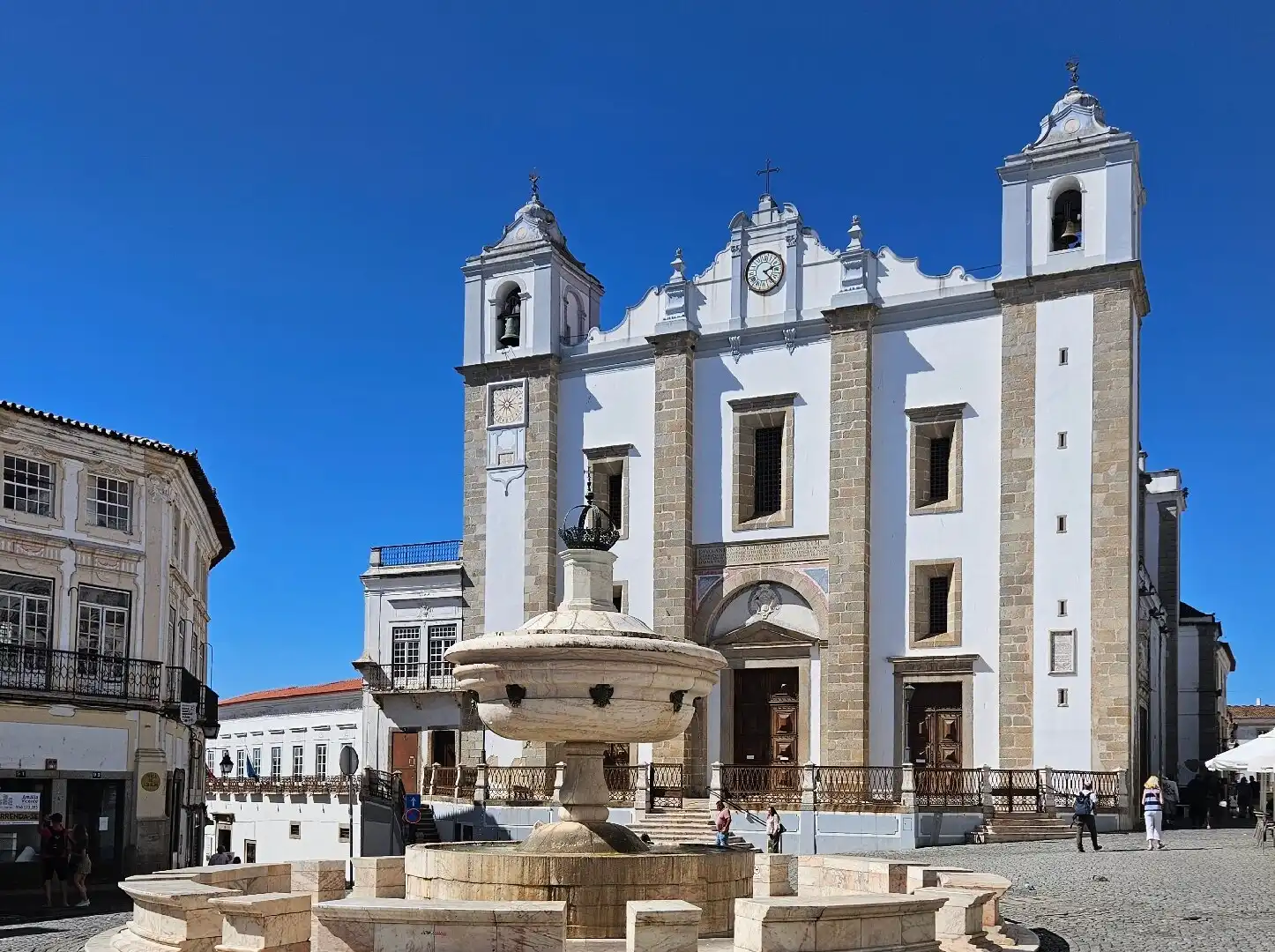 Hotels near Historic Centre of Evora