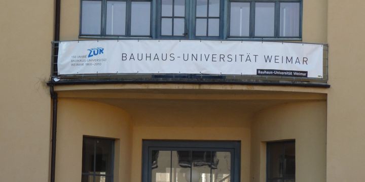 Bauhaus-Universitat