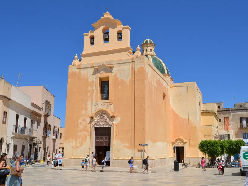 法維尼亞納