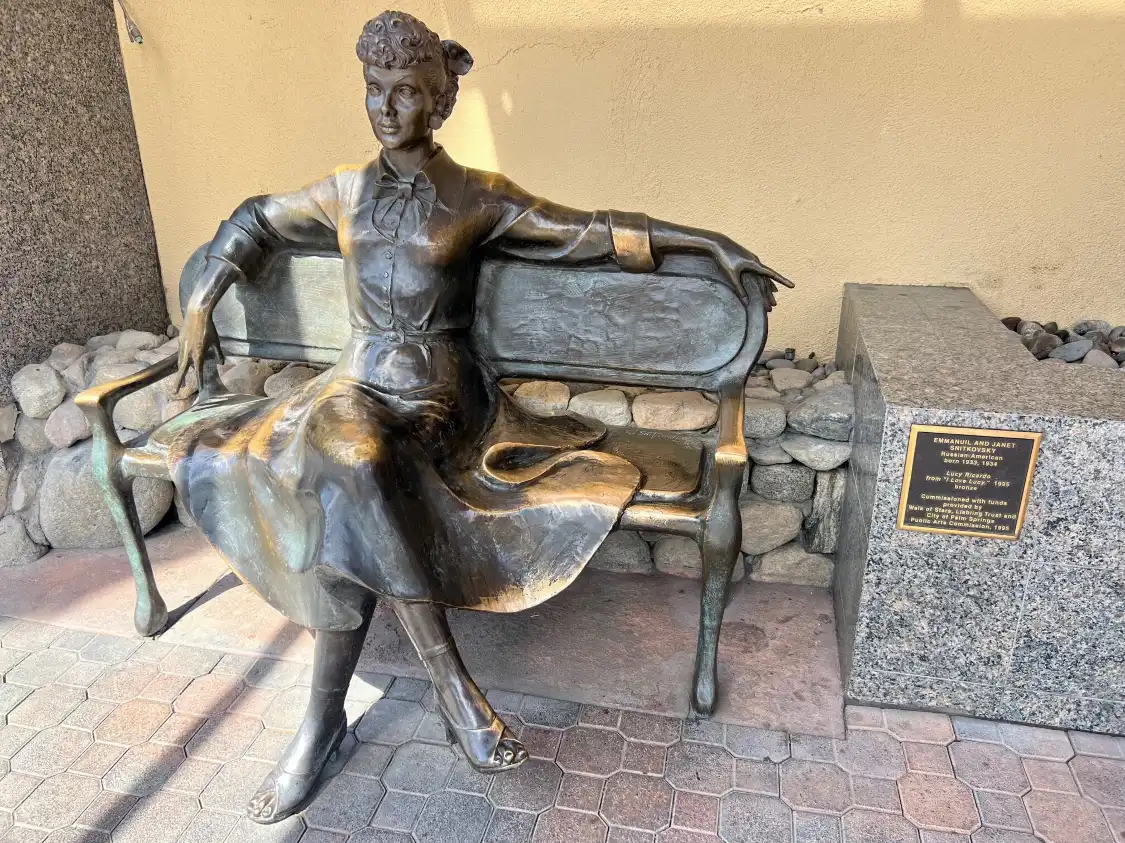 Hotel in zona Statue of Lucille Ball