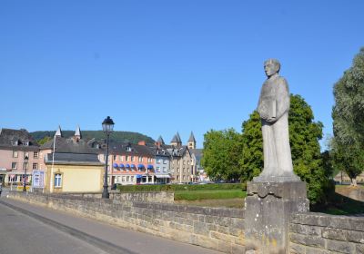 Statue of Johannes Bertels