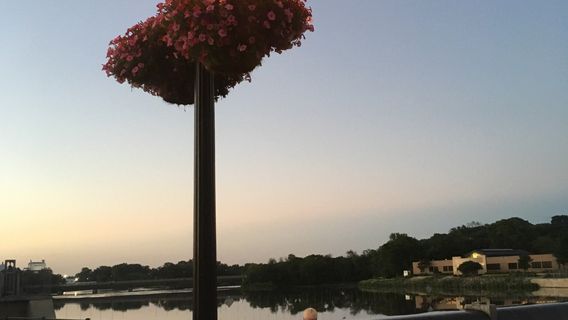 The Falls Aquatic Center