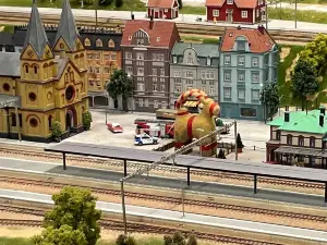 Miniature Kingdom