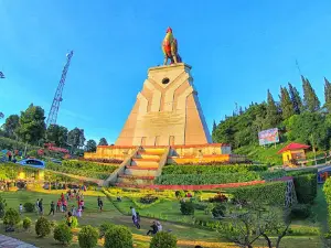 Chicken Monument Arosuka