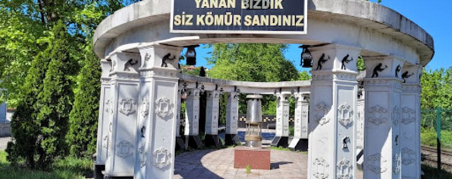 Çatalağzı Maden Şehitleri Anıtı