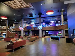 Regal Cinebarre West Town Mall