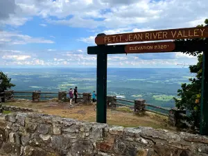 Petit Jean Valley Overlook