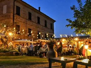 La Grotta Di Loretello