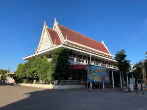 Wat Si Chomphu Ong Tue