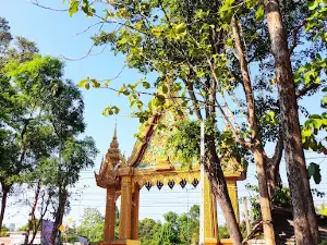 Wat Pa Huai Saneng