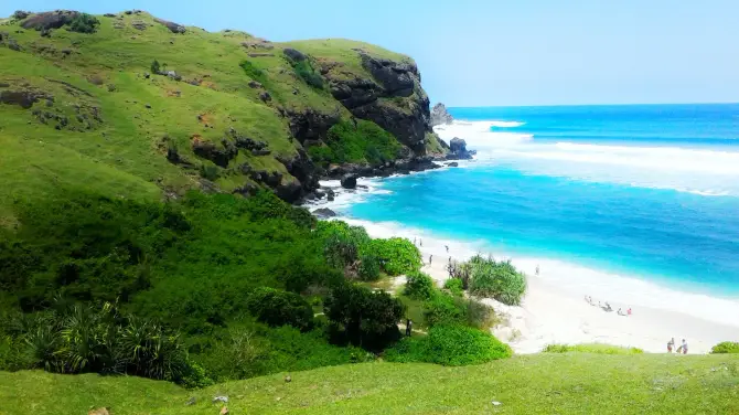 1_Merese Hill