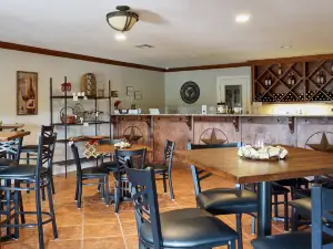 Horseshoe Bend Cellars Vineyard & Winery