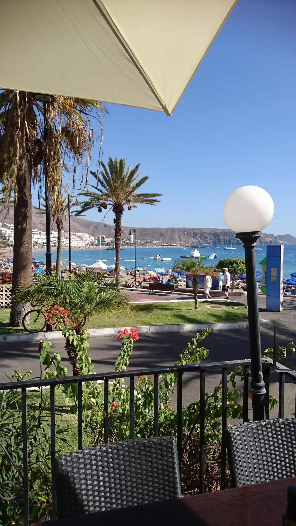 Hotels near Friends Bar