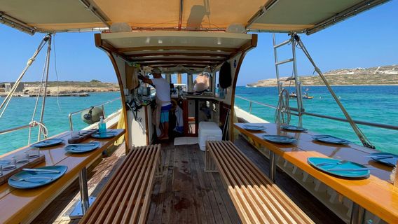 Michael Zeppos - Cruise Boat - Paros - Boat Cruises, Boat Tours, Private Cruises, Luxury Cruises, Boat Trip, Aliki