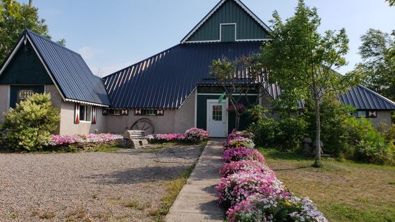 That Dutchman's Cheese Farm