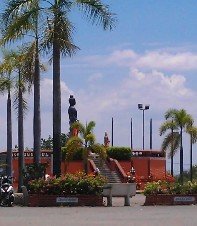 Lom Sak