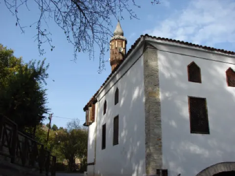 Kacak Lutfiye Cami