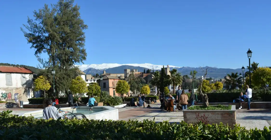 Hotels near Placeta Cristo Azucenas