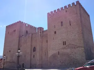 Alcazar De Los Condestables / Museo Historico De Las Merindades