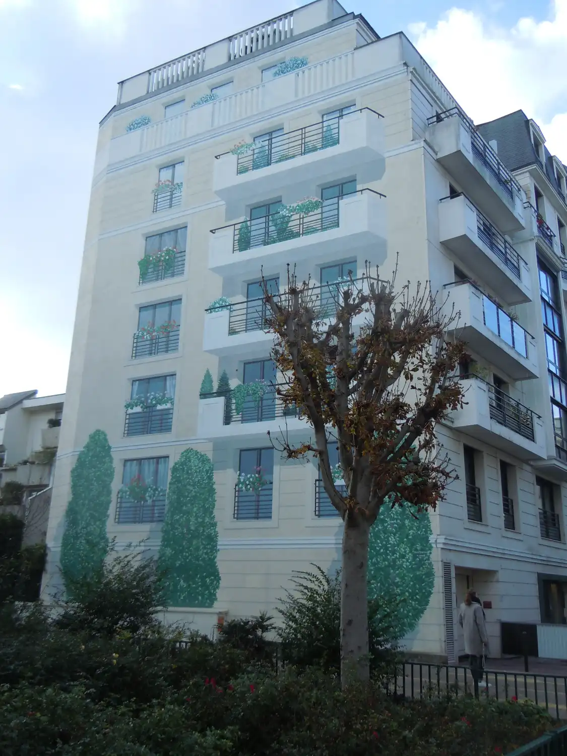 Fresque Les Balcons附近的飯店