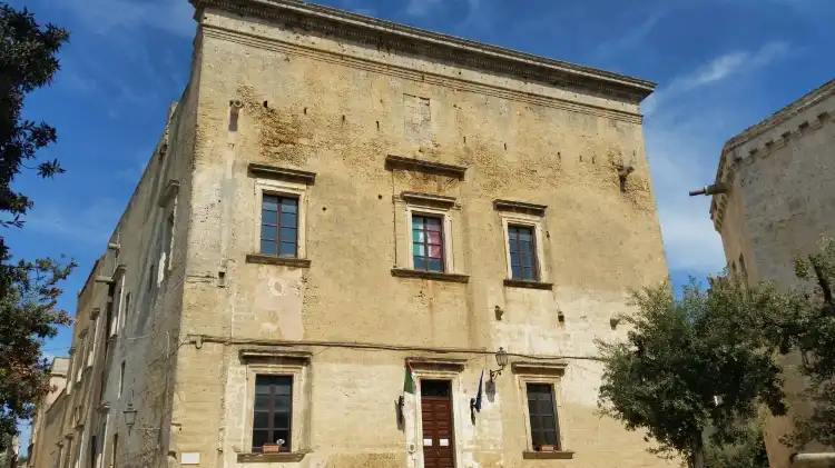 Hotels near Castello di Tricase