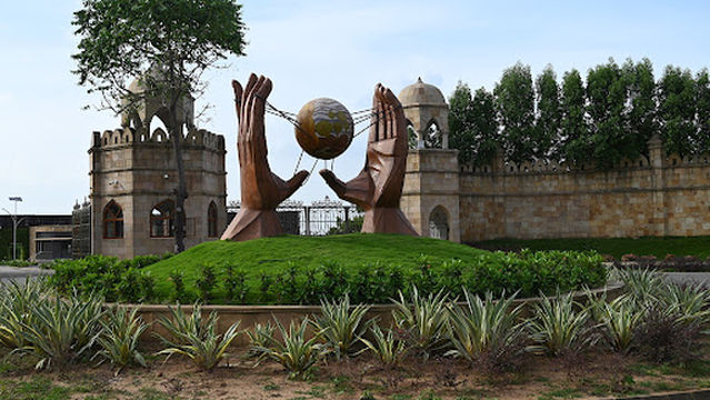 Shradheya Atal Bihari Vajpayee Botanical Garden