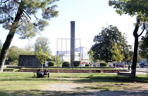 9th April Park