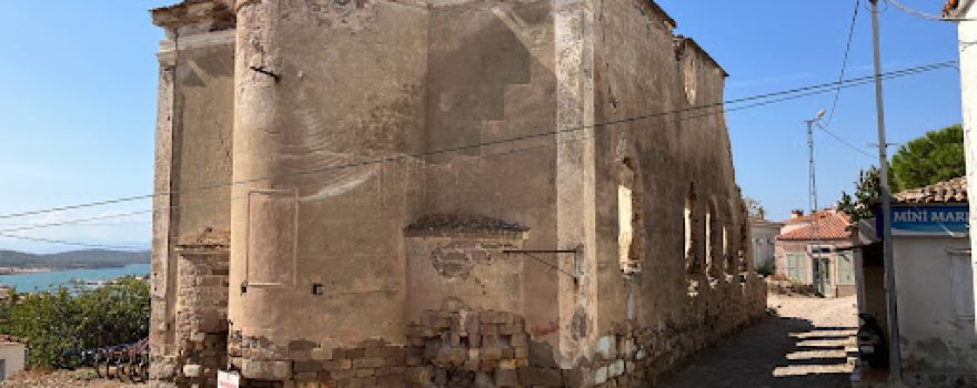Agia Triada Kilisesi