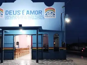 Igreja Deus é Amor