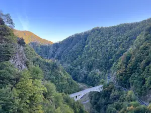 Belvedere Viaduct Cascada Călugărița
