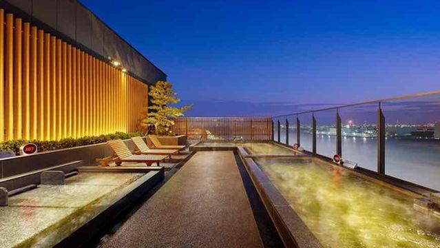 Izumi Tenku no Yu Haneda Airport