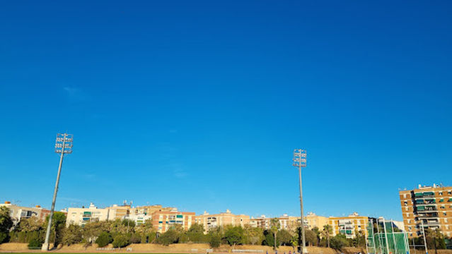 INSTALACIÓN DEPORTIVA Y PISTA DE ATLETISMO EL FONTANAR