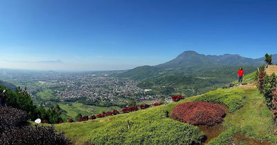 Banyak Hill