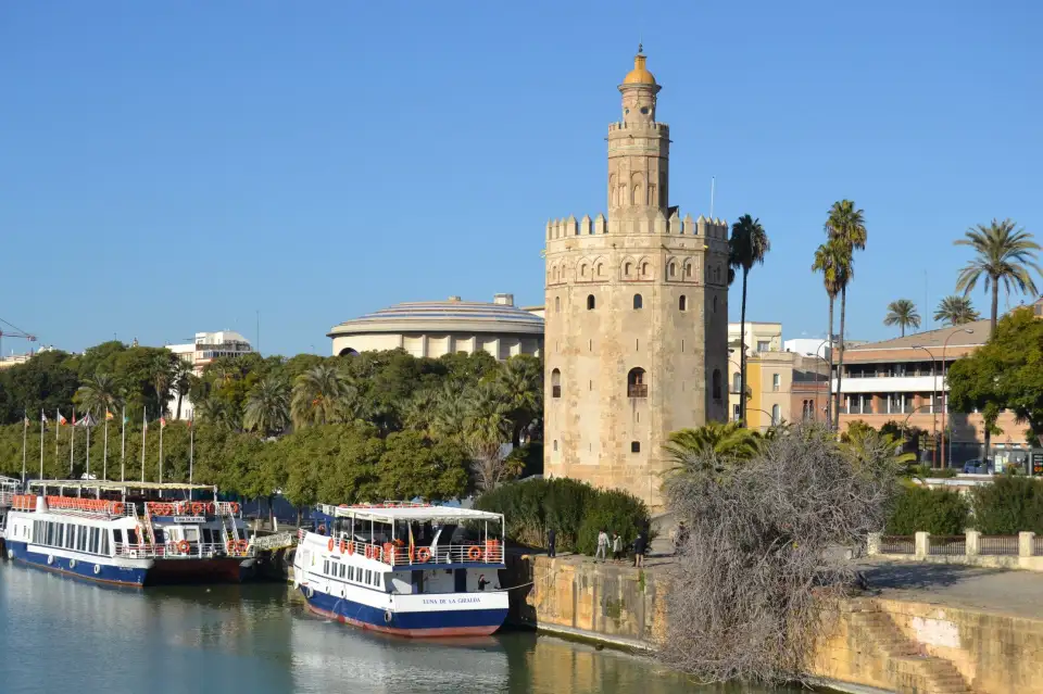 3_Torre del Oro