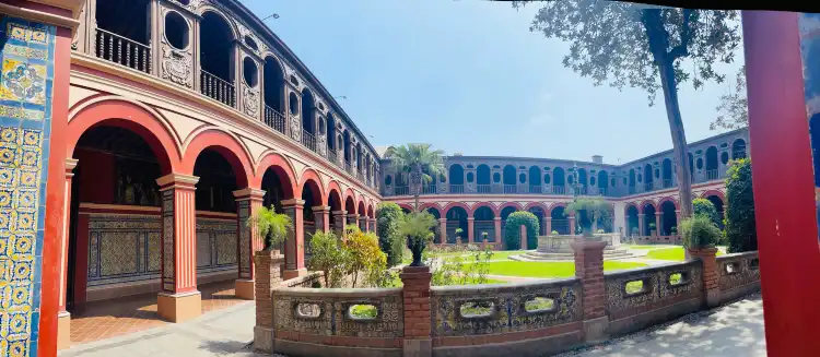 Các khách sạn gần Centro Historico