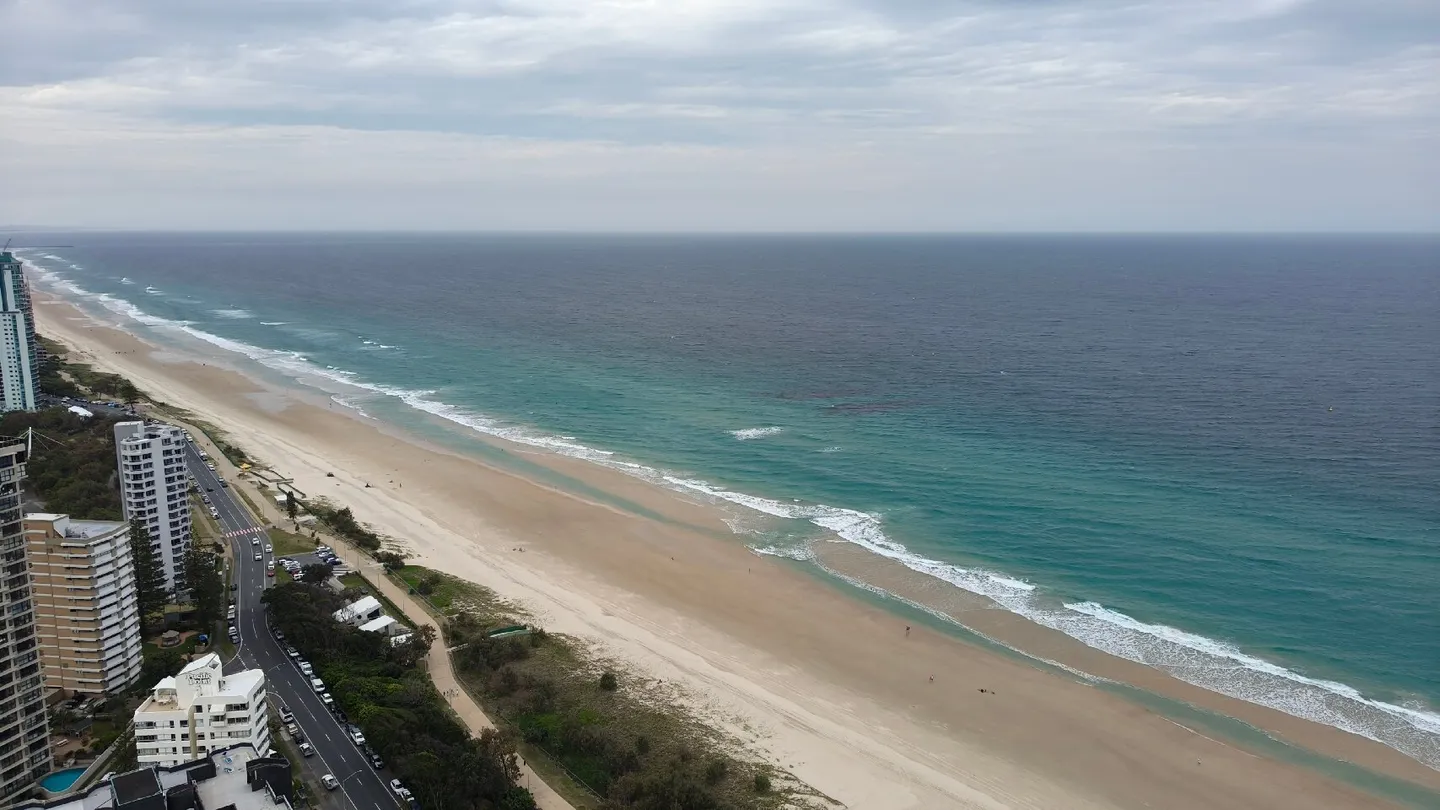 5_Surfers Paradise Beach