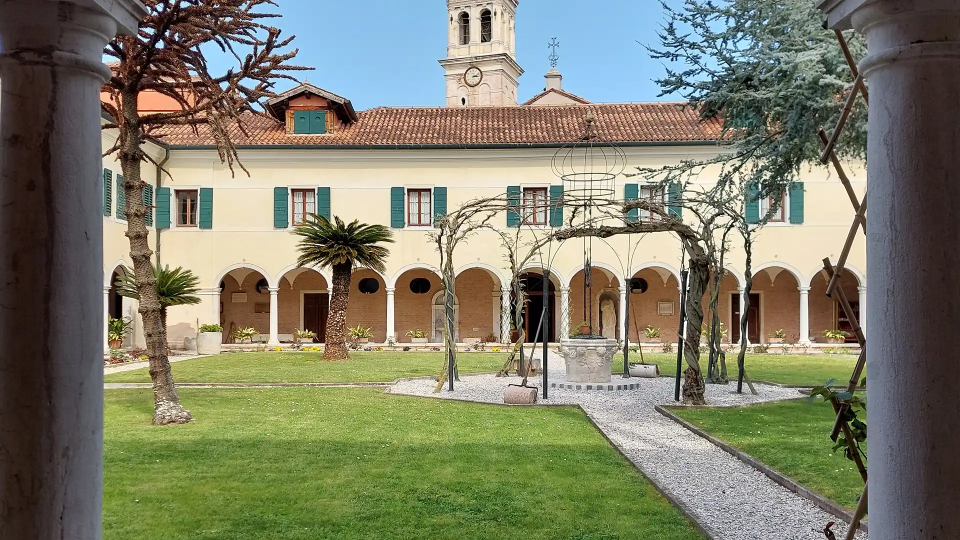 Hotels near San Lazzaro degli Armeni