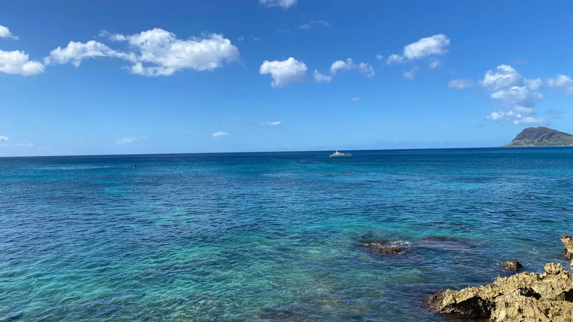 Hotels near Kahe Point Beach Park