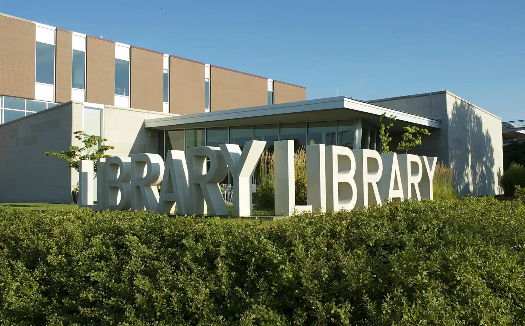 Hotels near Champaign Public Library