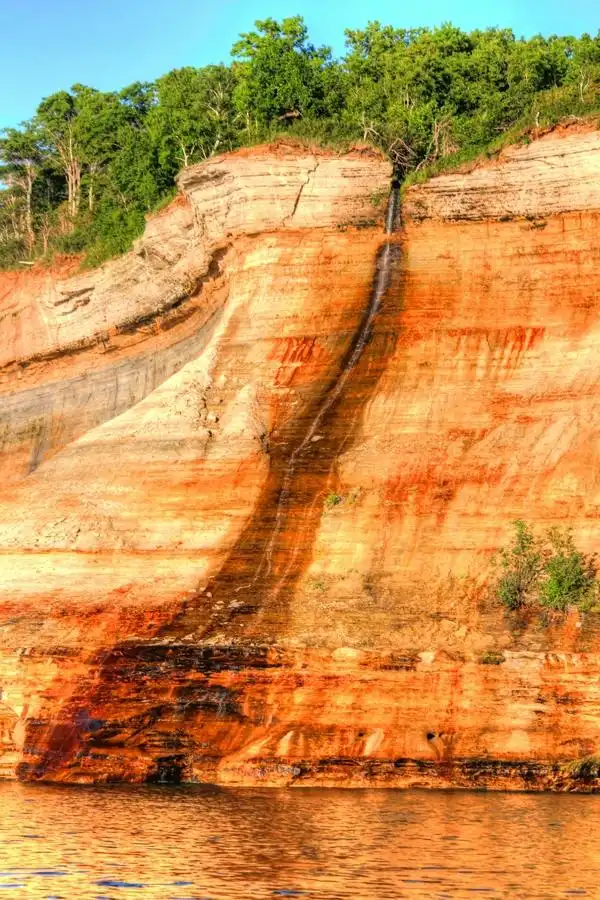 Hotels near Bridal Veil Falls
