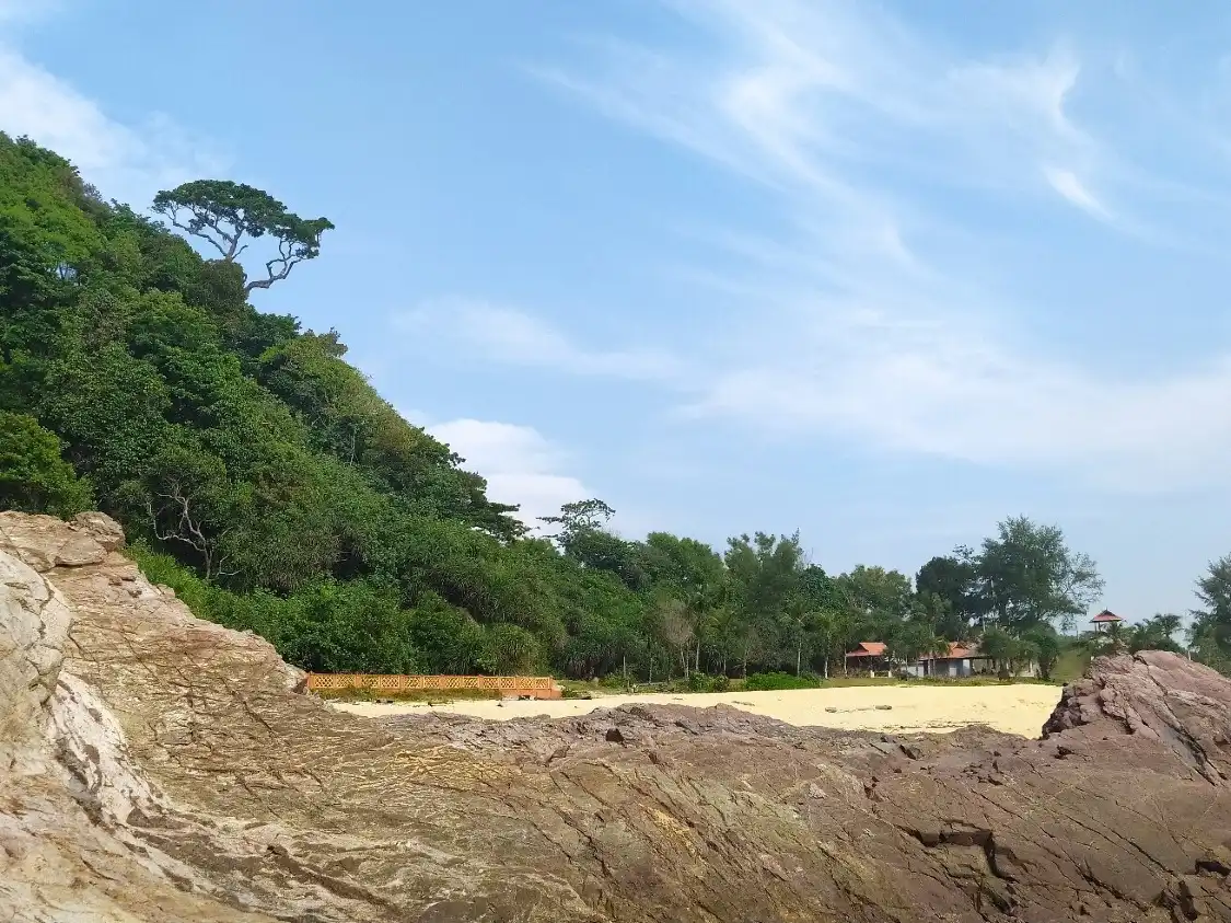 Hotels near Pantai Teluk Bidara
