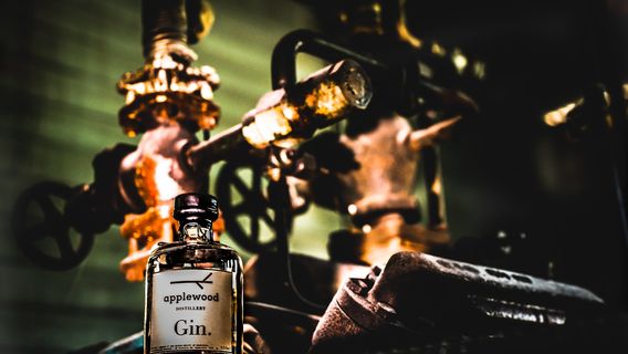 Applewood Distillery