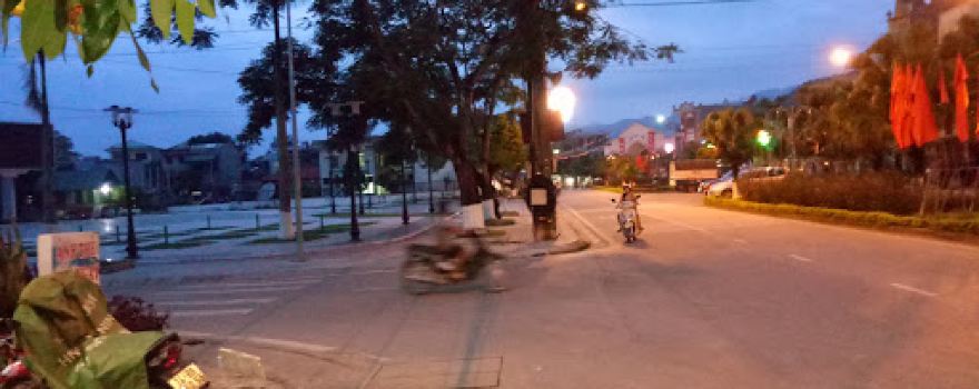 Quảng trường 4-10