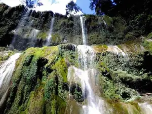 Waikanabu Waterfall